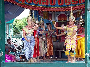 Traditional Thai Dancing in Lopburi